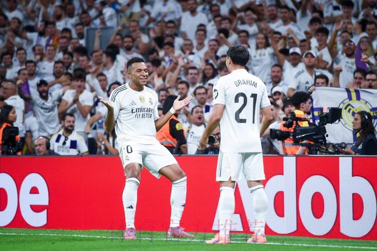 西甲解析:西班牙人争保级 皇马盼客场取胜登顶 西甲解析:西班牙人争保级 皇马盼客场取胜登顶